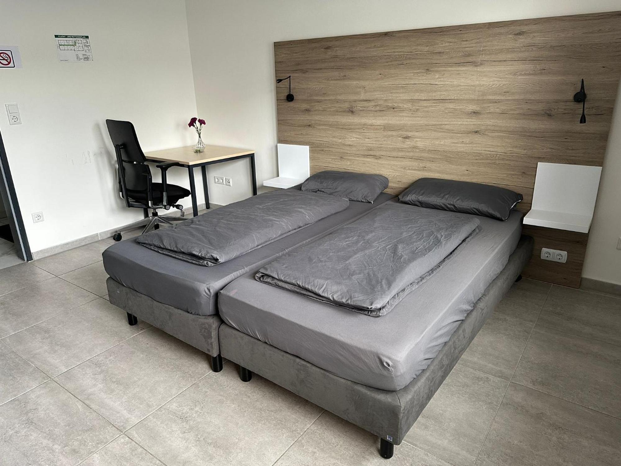 Mk Hostel Oyten - Free Wifi & Parking - 24H Check-In Zewnętrze zdjęcie