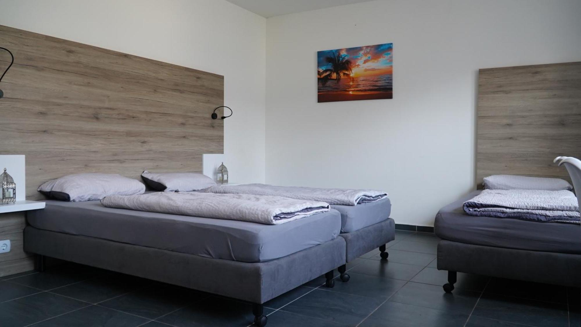 Mk Hostel Oyten - Free Wifi & Parking - 24H Check-In Zewnętrze zdjęcie